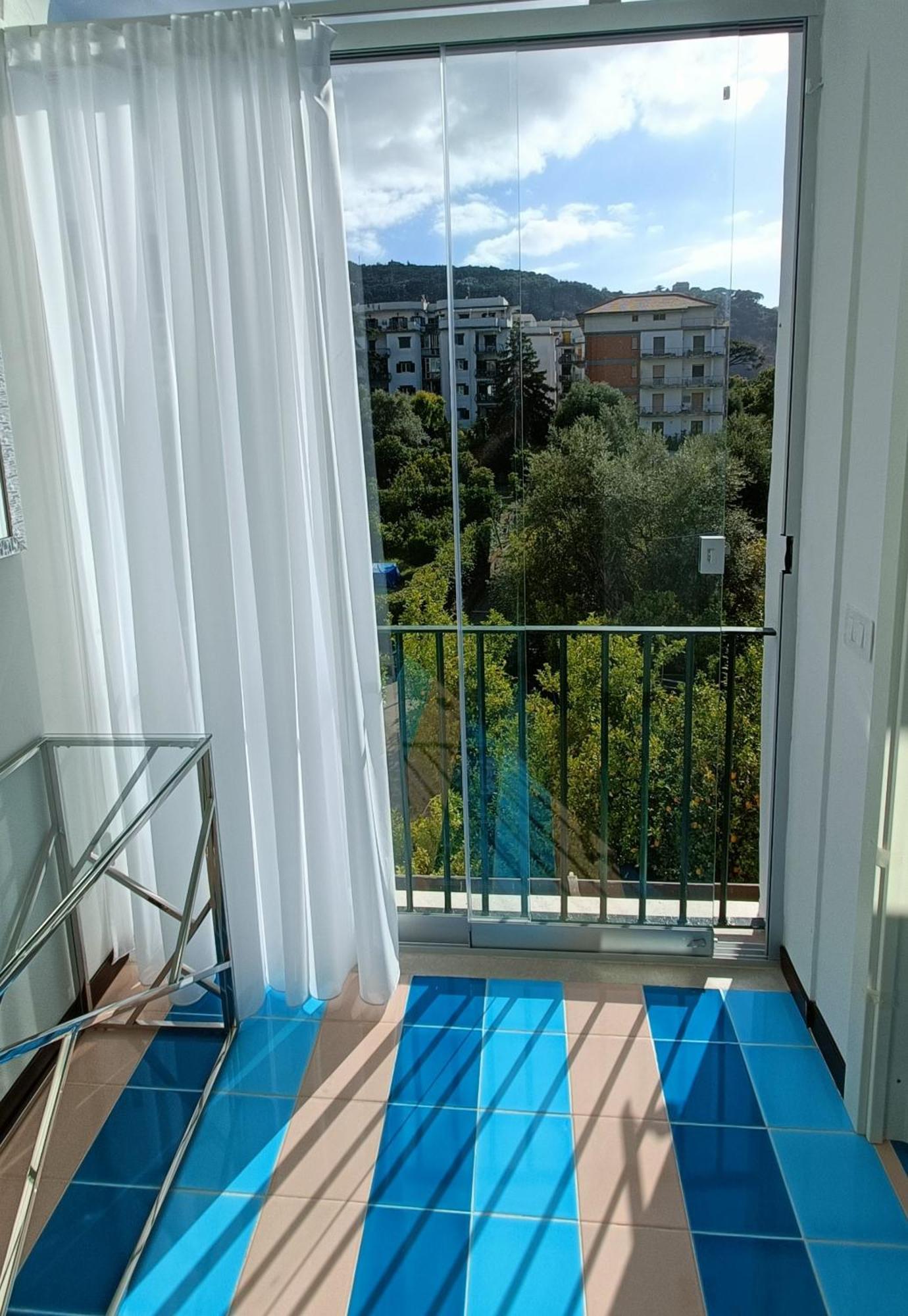 Casa Enzina Hotel Sorrento Kültér fotó